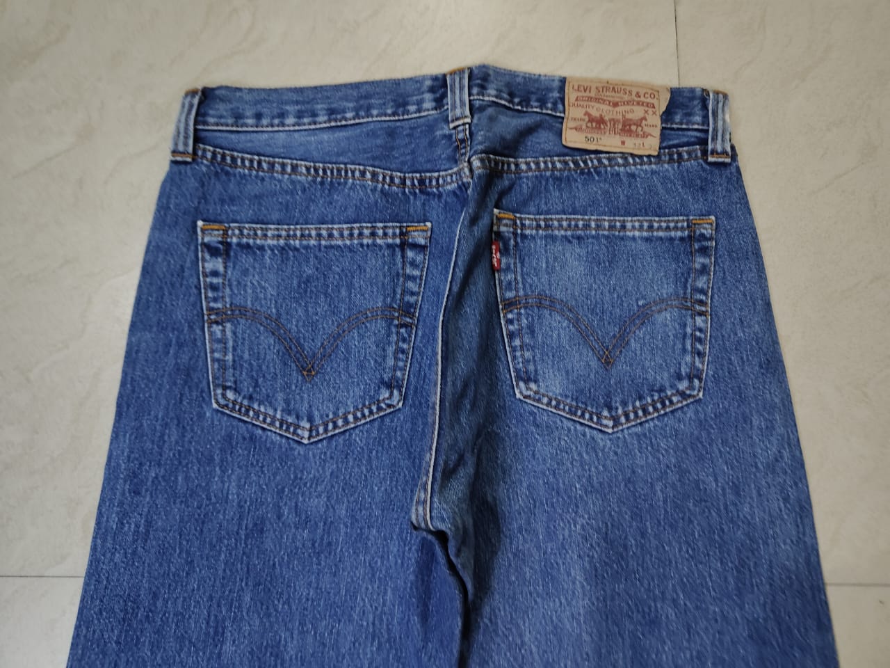 Levi's 501 - Medium Blue