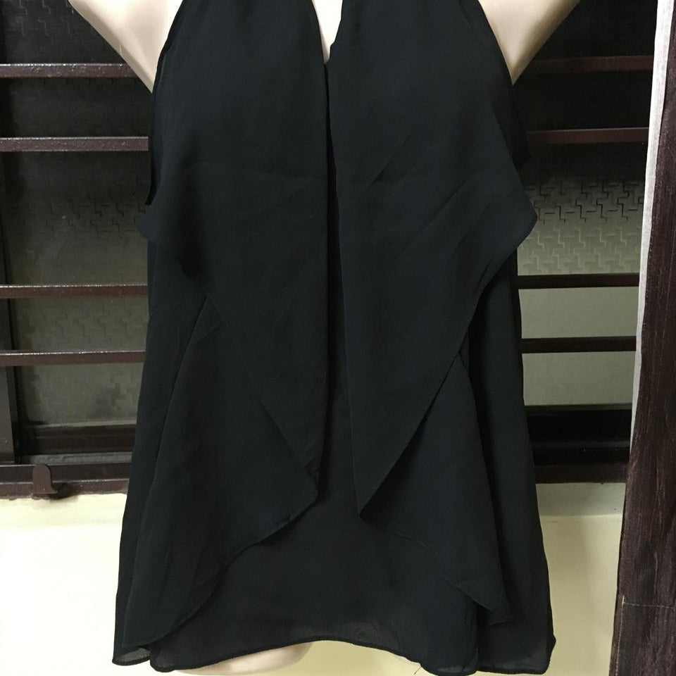 Sleeveless Black Halter-Neck Top